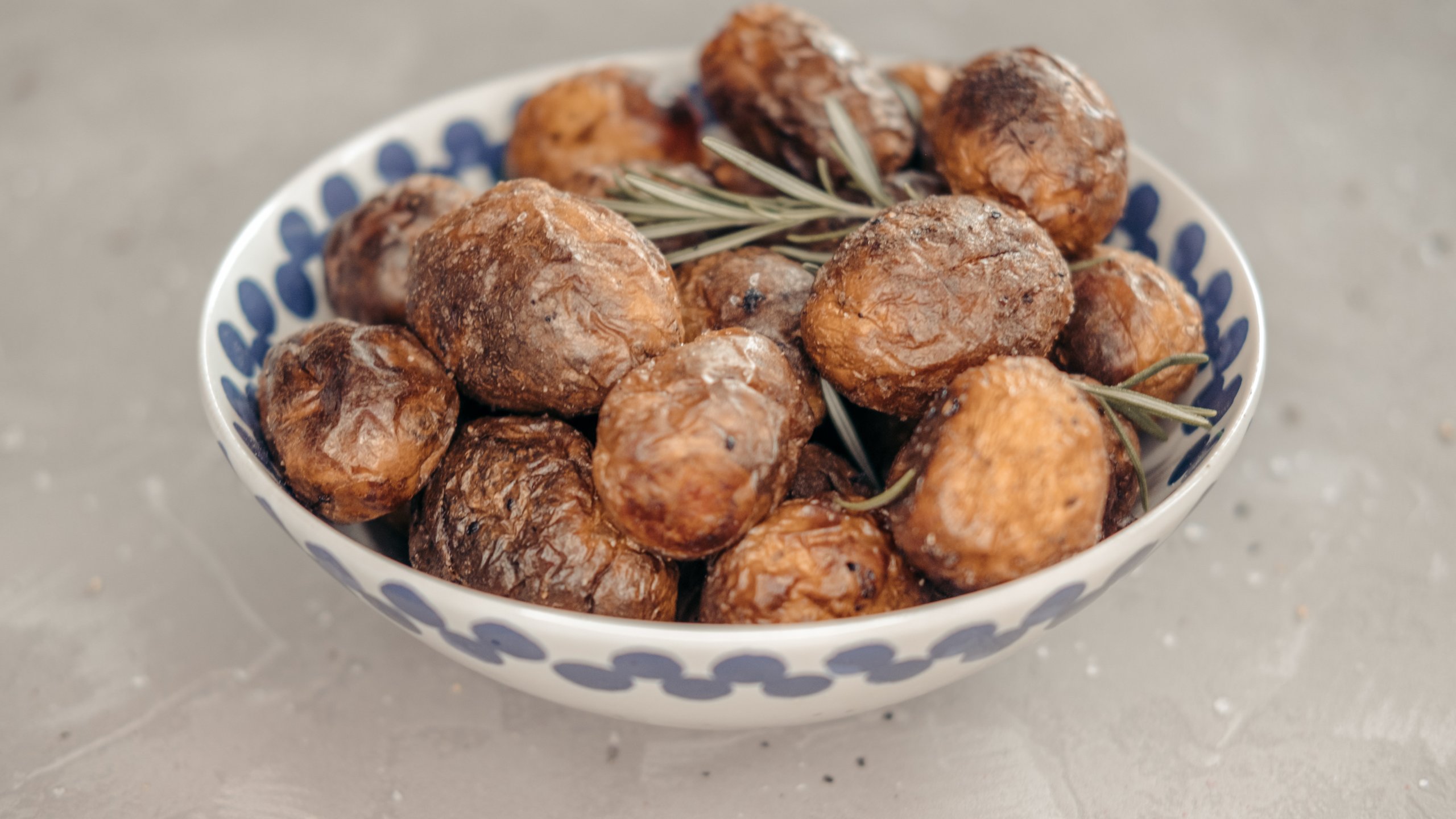 Vegan Baked Potatoes-image