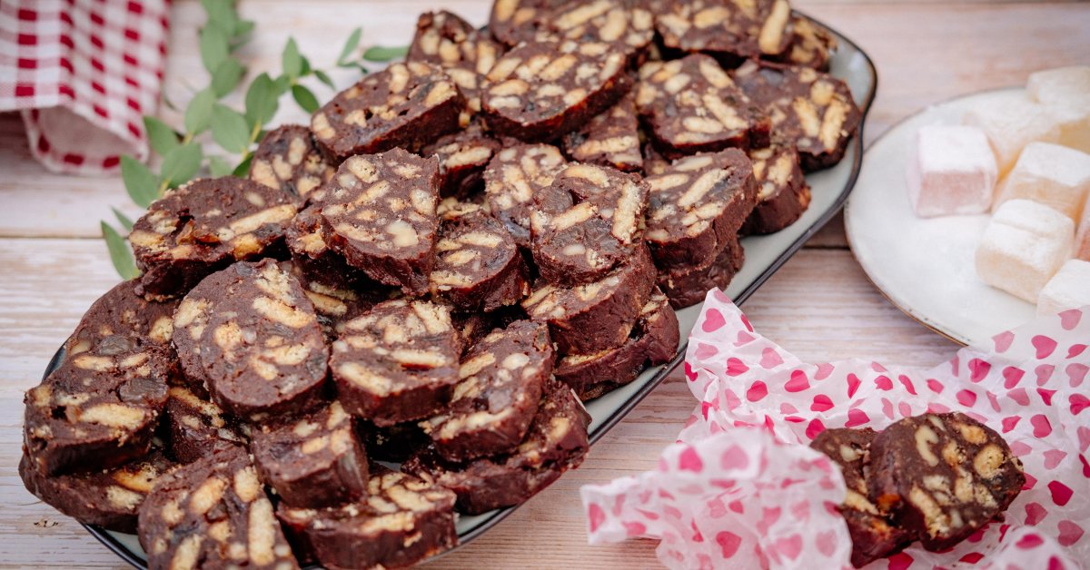 Salam de Biscuiti Romanian no bake Chocolate salami roll Yuzu Bakes